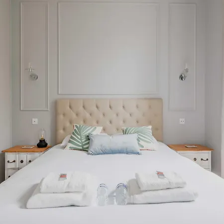 Luxurious - 4br 10p- Ternes Pereire Paryż